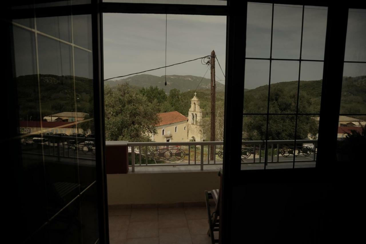 Ágios MatthaíosJ&B Countryside Life公寓 外观 照片